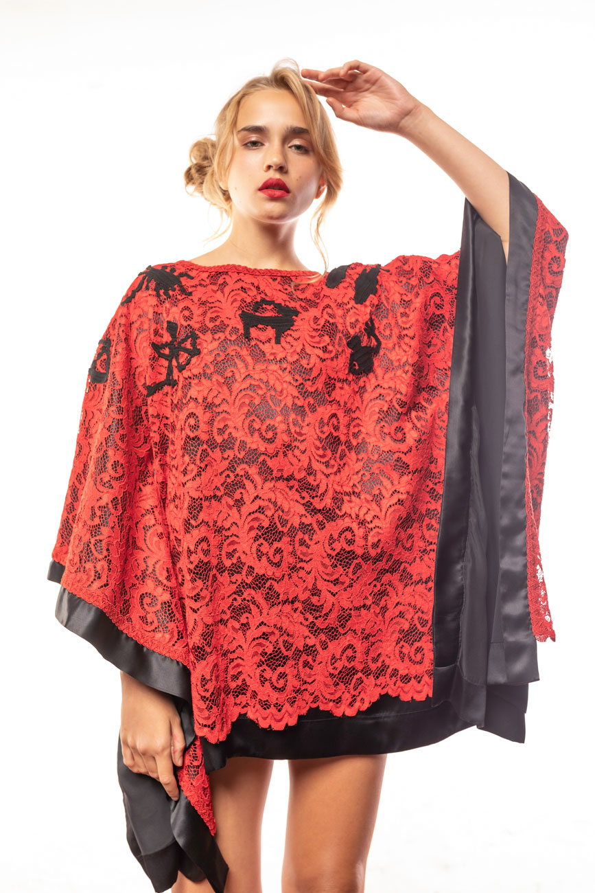 poncho - victoria torlonia